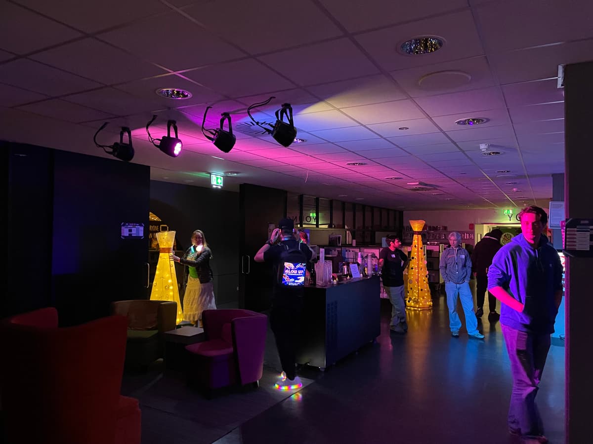 Glow Up Festival beeld 2